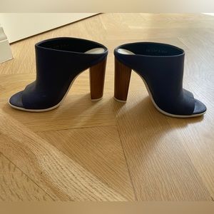 Vince Allison Slip On Leather Peep Toe Heeled Mules - Size 6.5